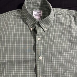 L.L. Bean Men's Short Sleeve Seersucker Shirt Button Up, Plaid, Green/Blue/White